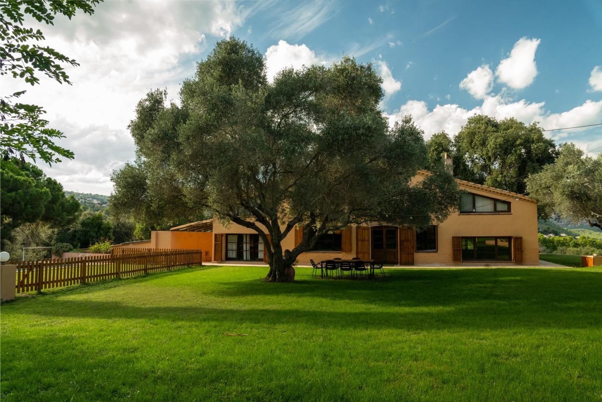 Casa Rural El Bruguer Vell Santa Eulalia de Ronsana Exterior photo
